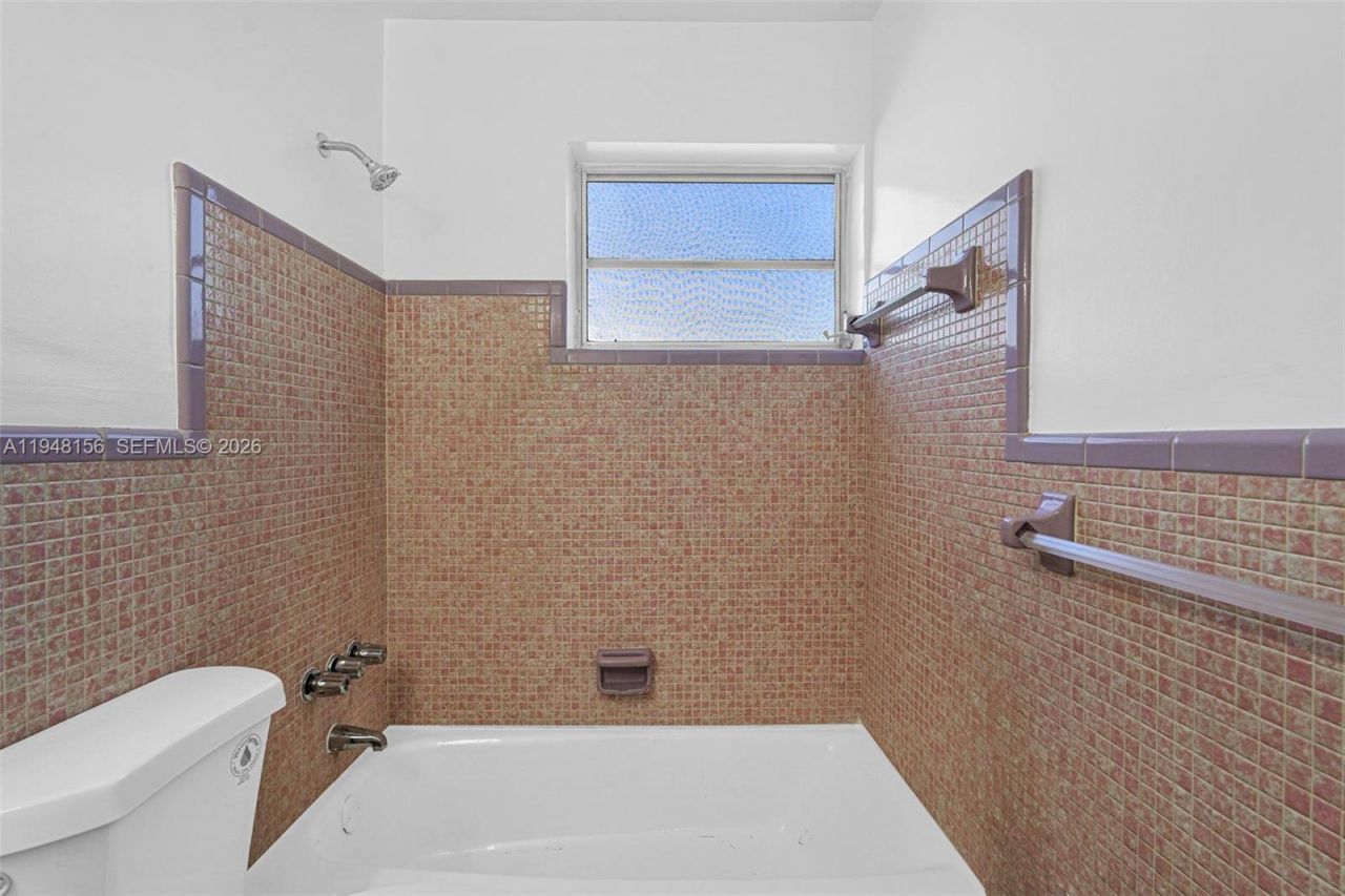 130 NW 48th St, Miami, FL 33127 Photo