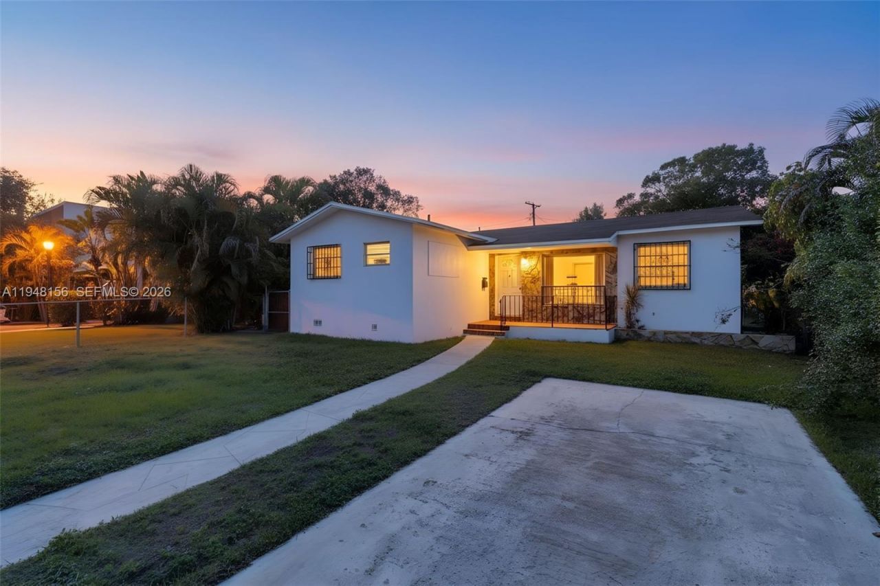 130 NW 48th St, Miami, FL 33127 Photo