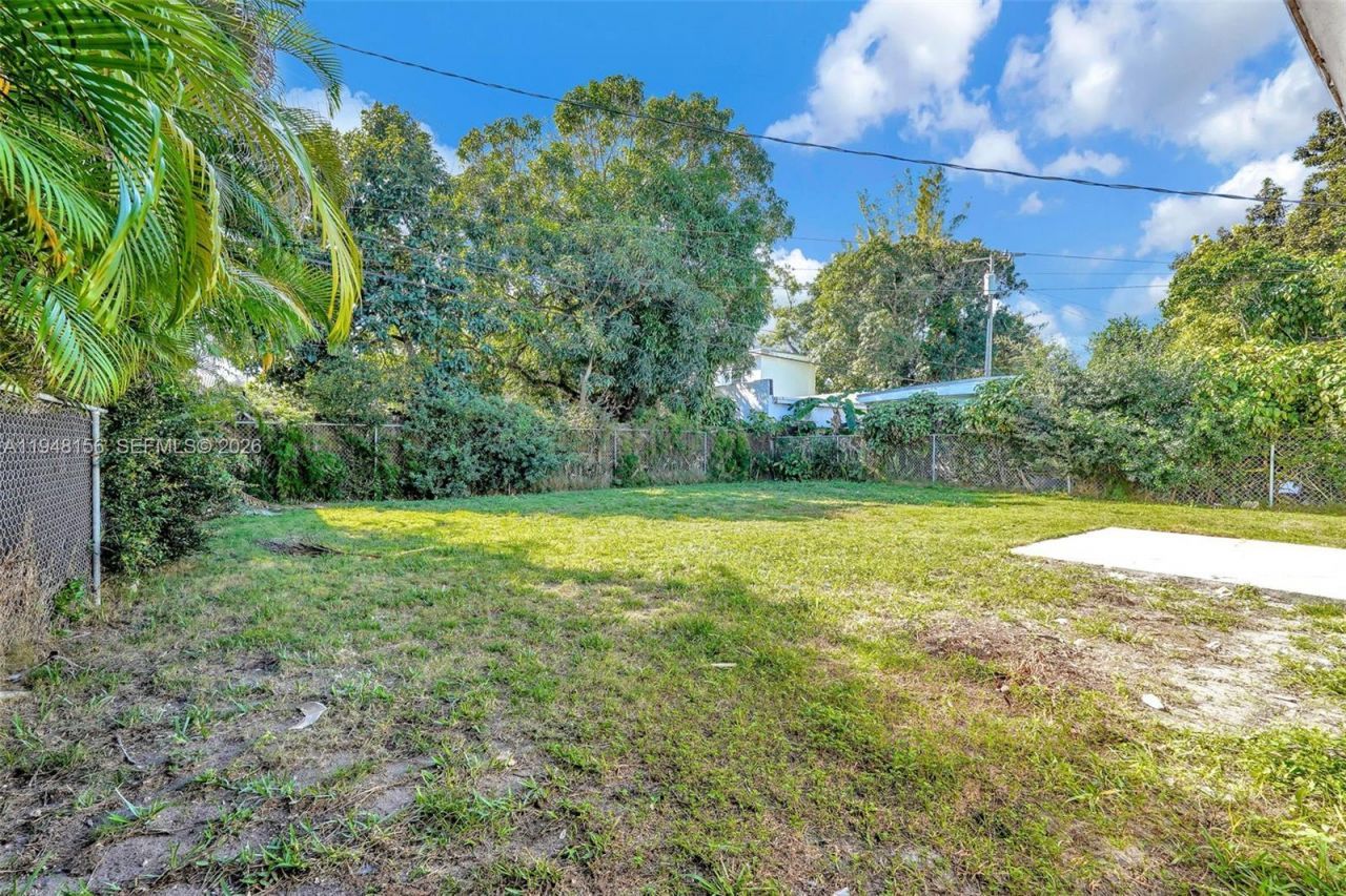 130 NW 48th St, Miami, FL 33127 Photo