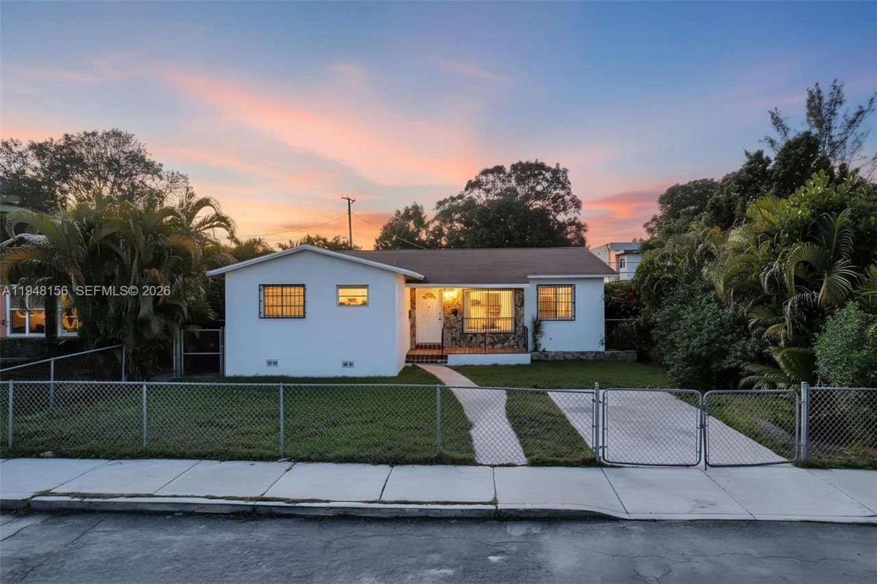 130 NW 48th St, Miami, FL 33127 Photo