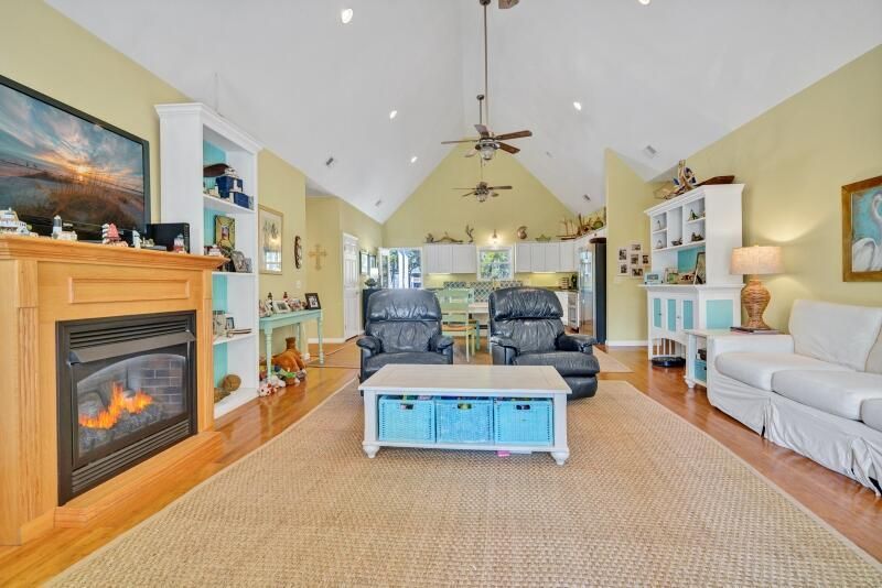 7 Gun Bluff Road Photo 10