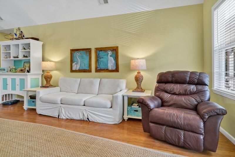 7 Gun Bluff Road Photo 12