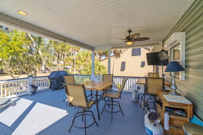 7 Gun Bluff Road Photo 4