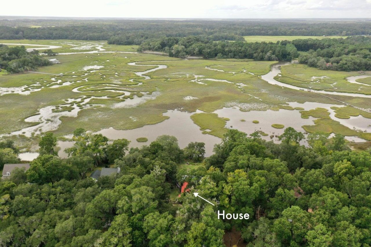 8452 Chisolm Plantation Road Photo 13