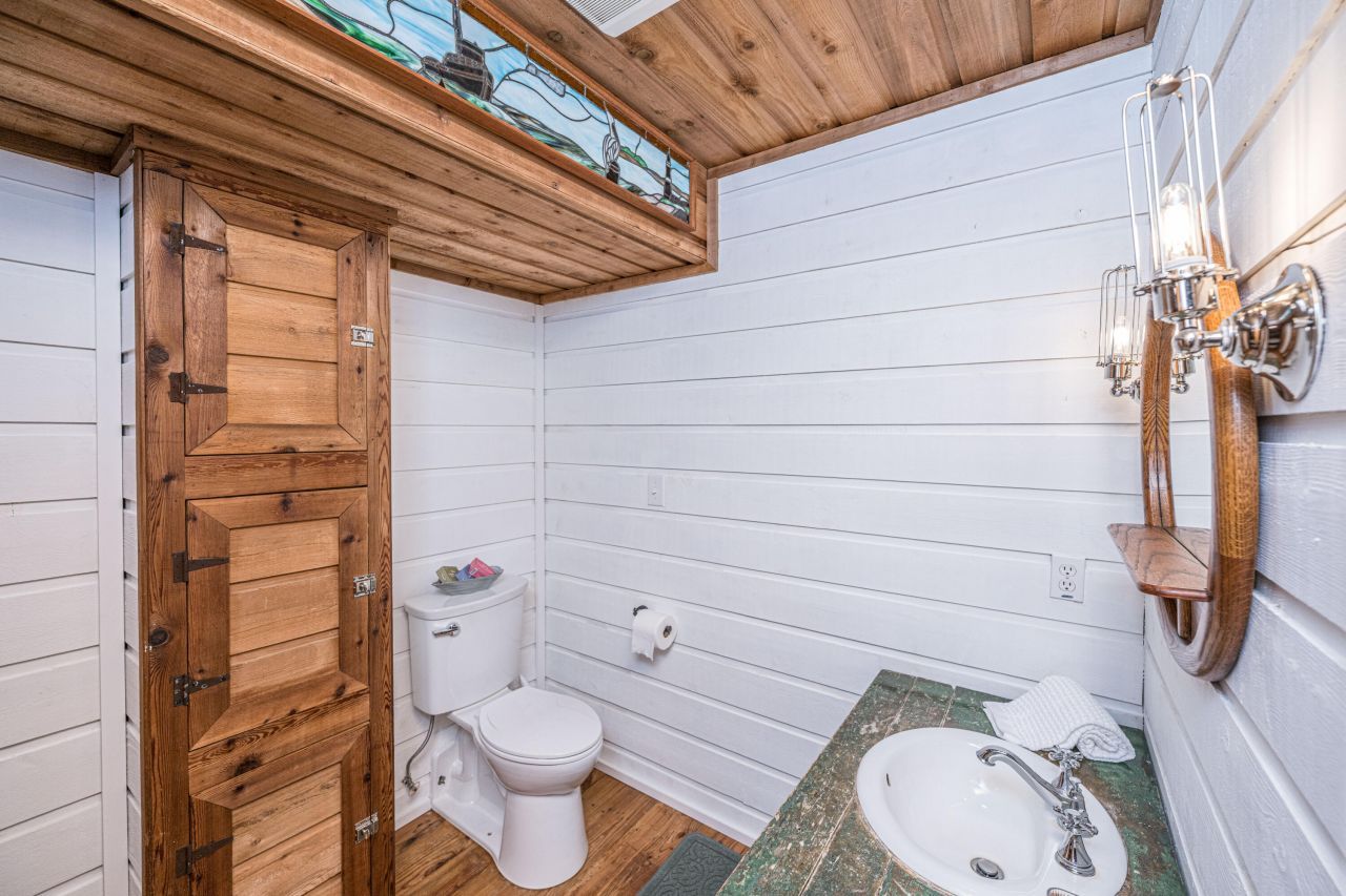 8452 Chisolm Plantation Road Photo 33