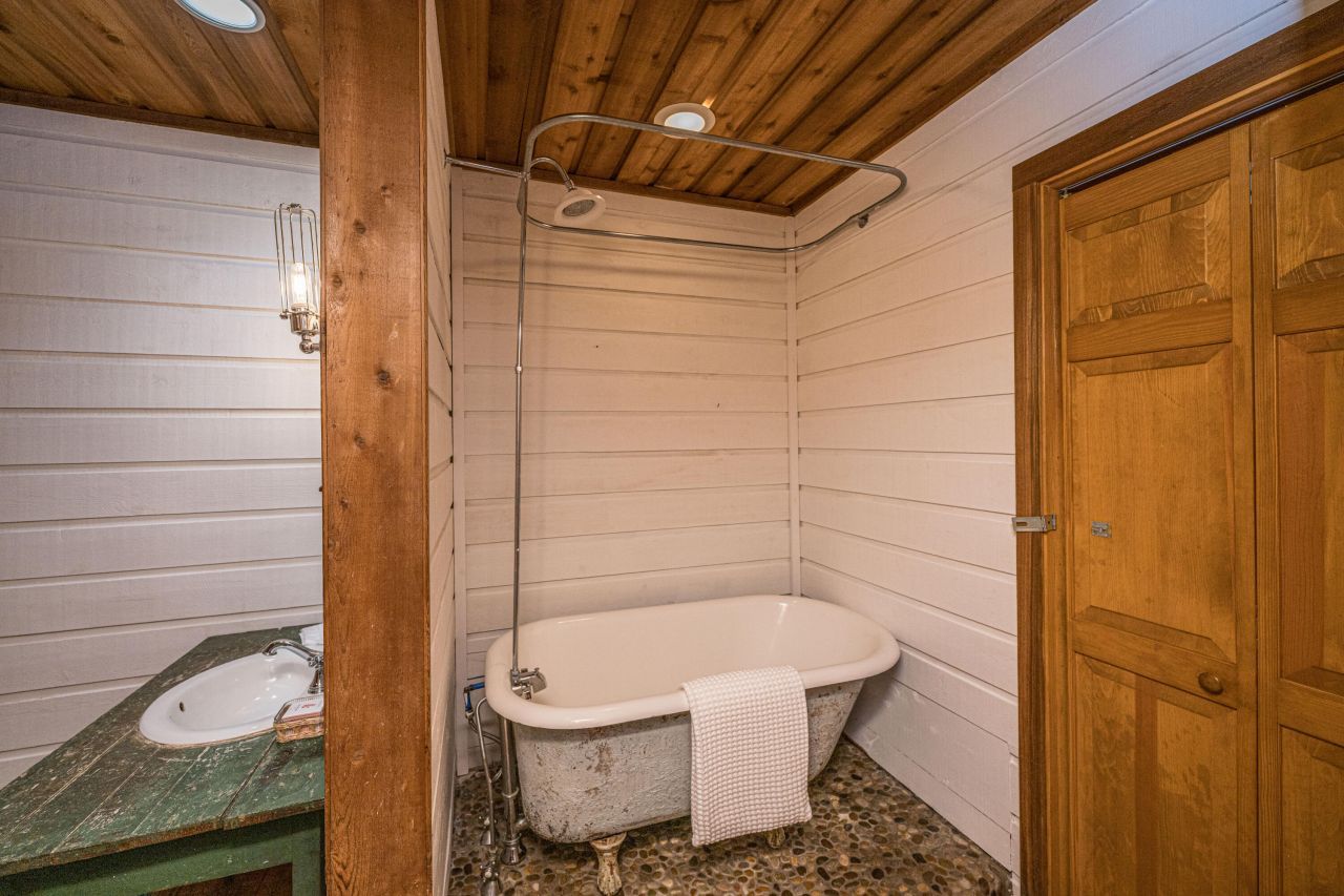 8452 Chisolm Plantation Road Photo 35