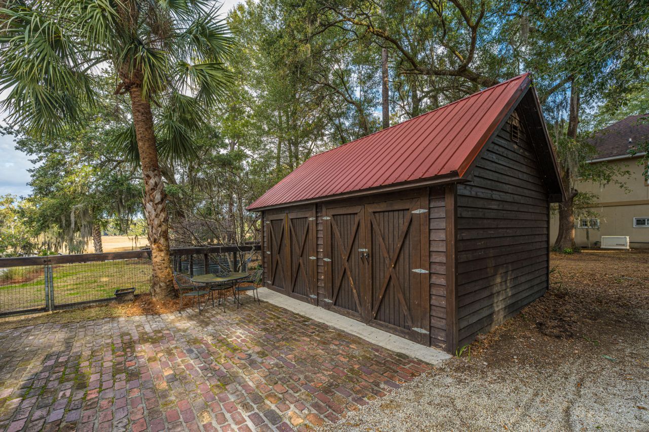 8452 Chisolm Plantation Road Photo 47