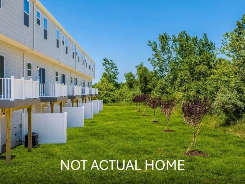 2682 Meigs Drive , Columbus, OH 43207 Photo 19