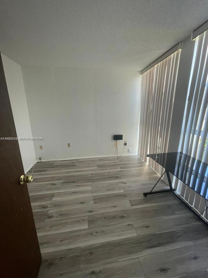 801 Three Islands Blvd, Unit 112, Hallandale Beach, FL 33009 Photo