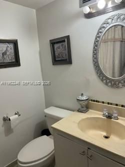 801 Three Islands Blvd, Unit 112, Hallandale Beach, FL 33009 Photo