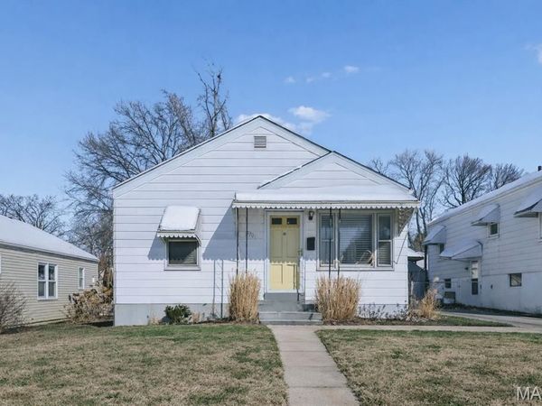 5701 Arthur Avenue, St Louis, MO 63139