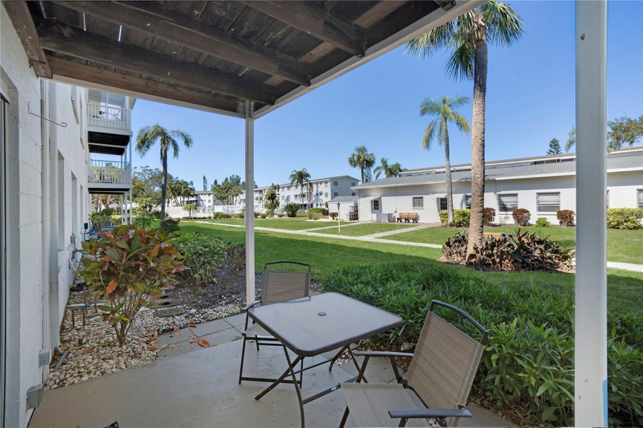 2211 Sunset Drive, Unit E3, Bradenton, FL 34207 Photo