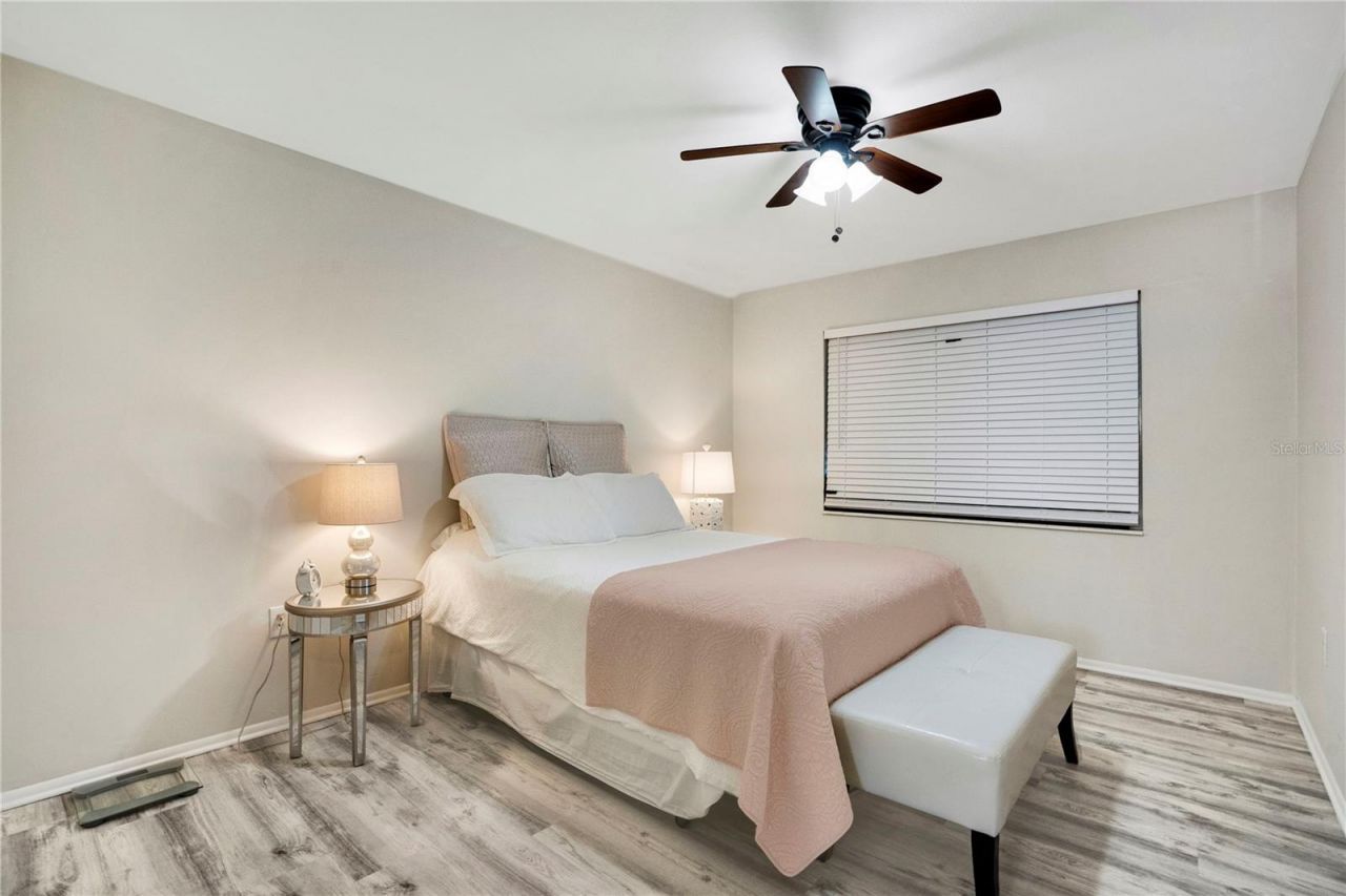 2211 Sunset Drive, Unit E3, Bradenton, FL 34207 Photo