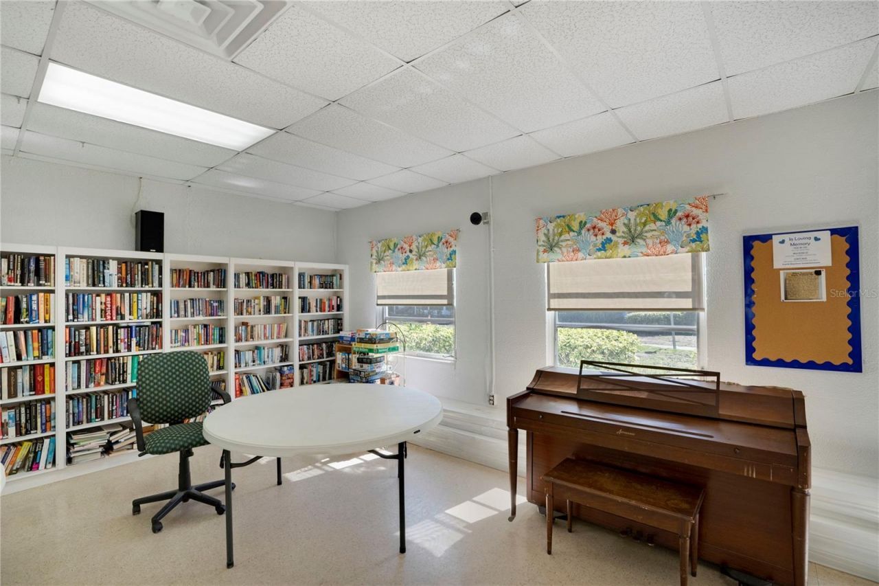 2211 Sunset Drive, Unit E3, Bradenton, FL 34207 Photo