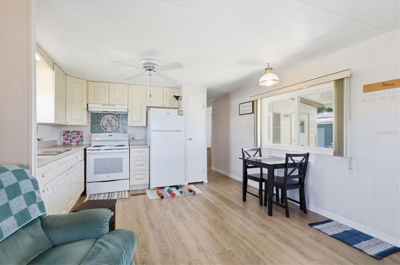 1532 47th Avenue Drive E, Ellenton, FL 34222 Photo