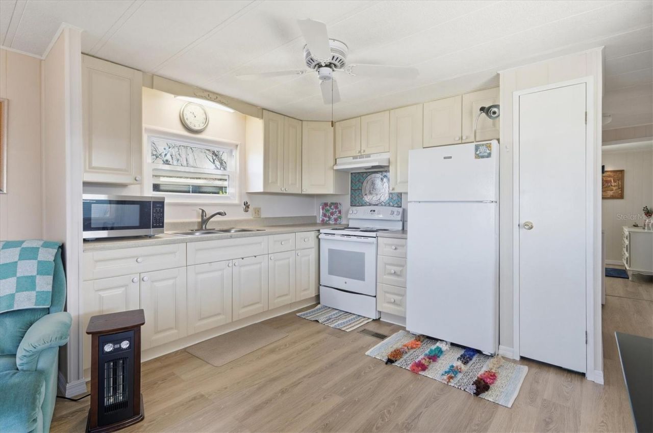 1532 47th Avenue Drive E, Ellenton, FL 34222 Photo