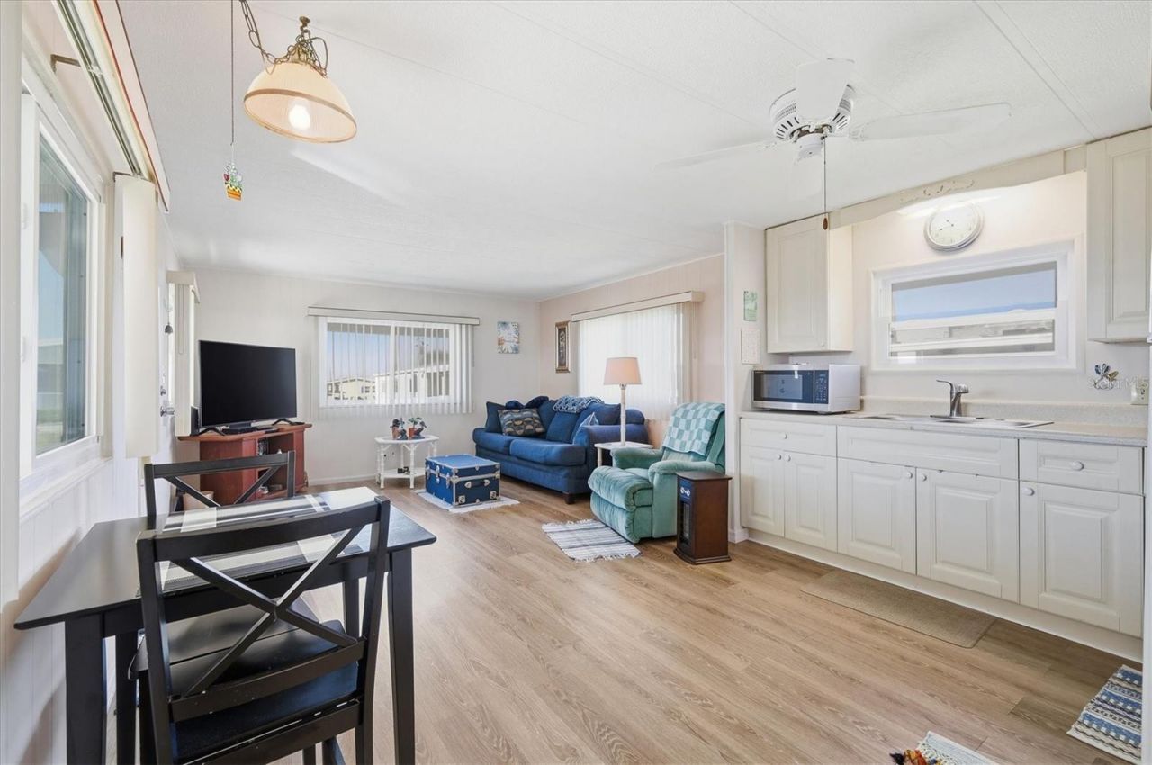 1532 47th Avenue Drive E, Ellenton, FL 34222 Photo