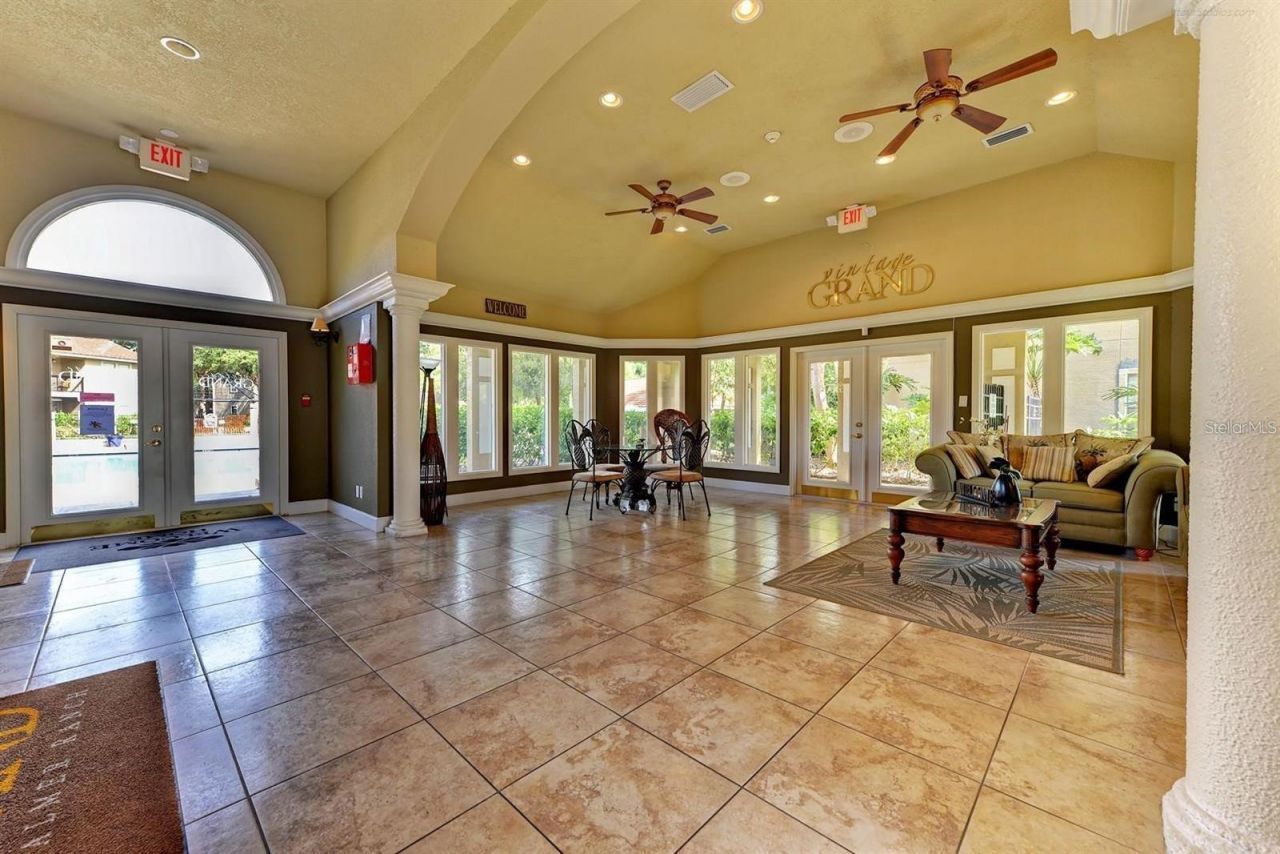 4040 Crockers Lake Boulevard, Unit 1717, Sarasota, FL 34238 Photo