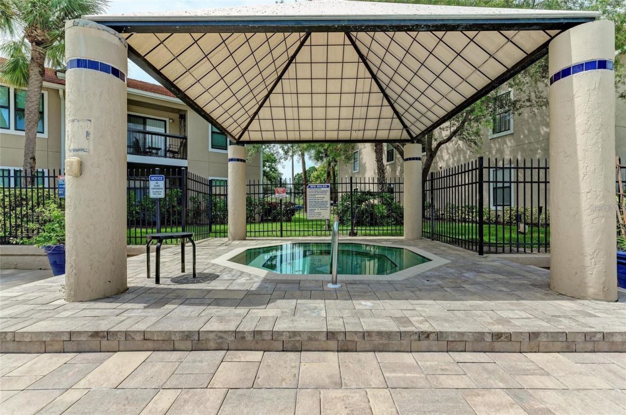 4040 Crockers Lake Boulevard, Unit 1717, Sarasota, FL 34238 Photo