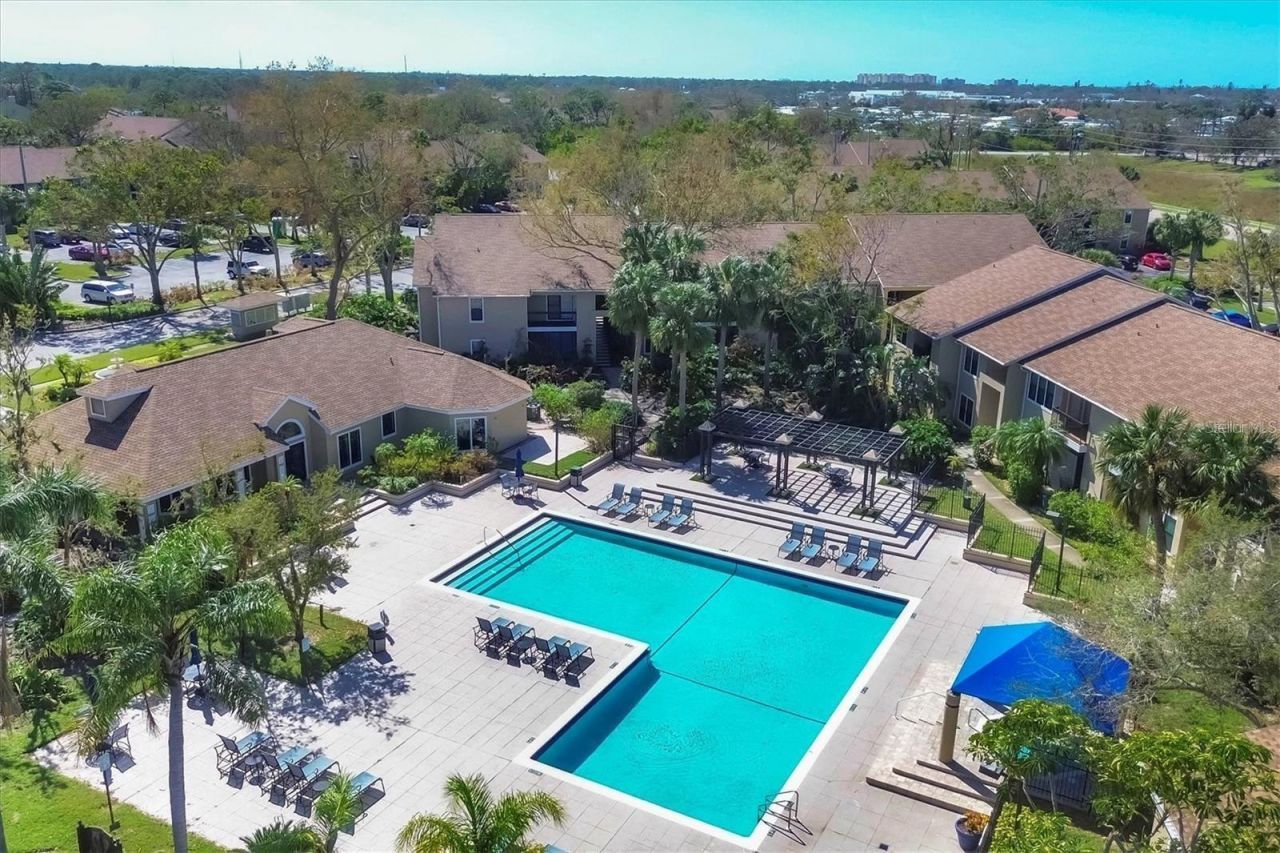 4040 Crockers Lake Boulevard, Unit 1717, Sarasota, FL 34238 Photo