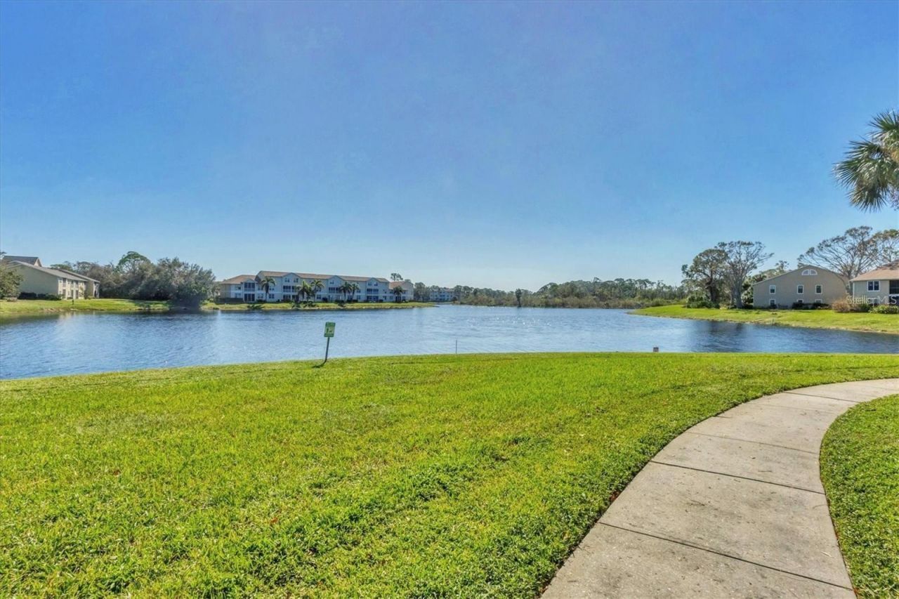 4040 Crockers Lake Boulevard, Unit 1717, Sarasota, FL 34238 Photo