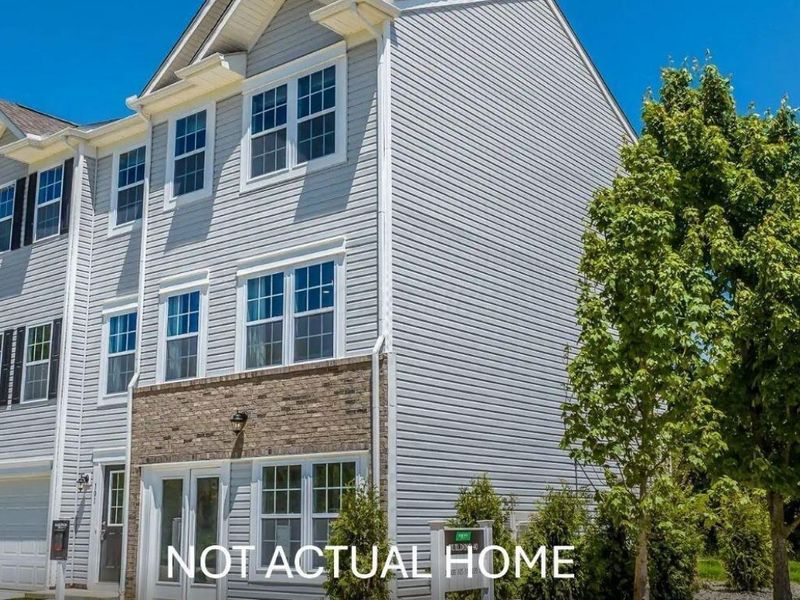 2686 Meigs Drive , Columbus, OH 43207 Photo 2