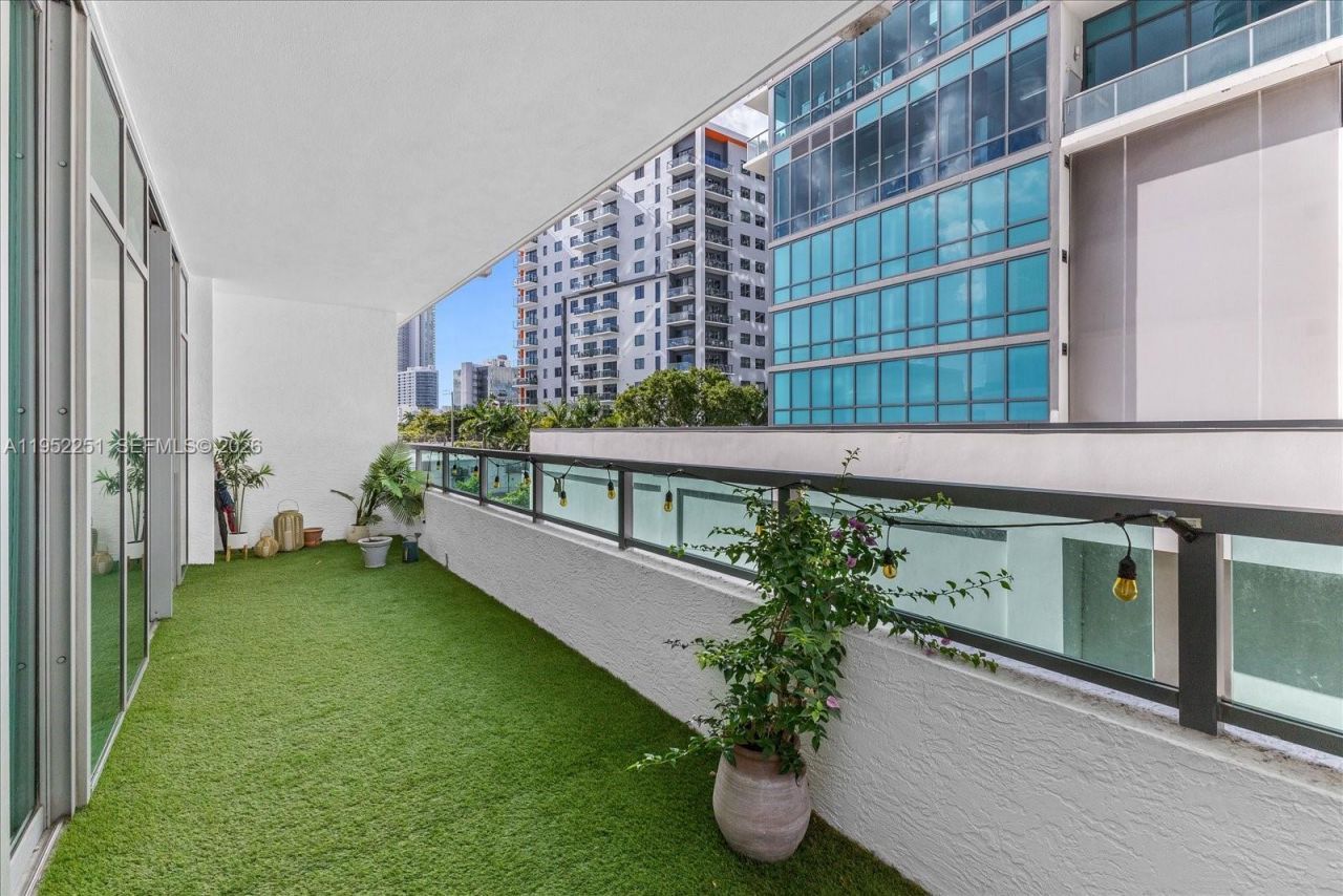 3301 NE 1st Ave, Unit L0202, Miami, FL 33137 Photo