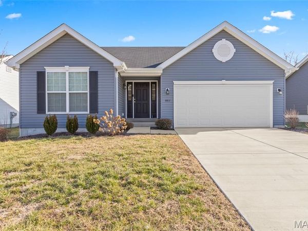 5917 Creek Side Place, Cedar Hill, MO 63016
