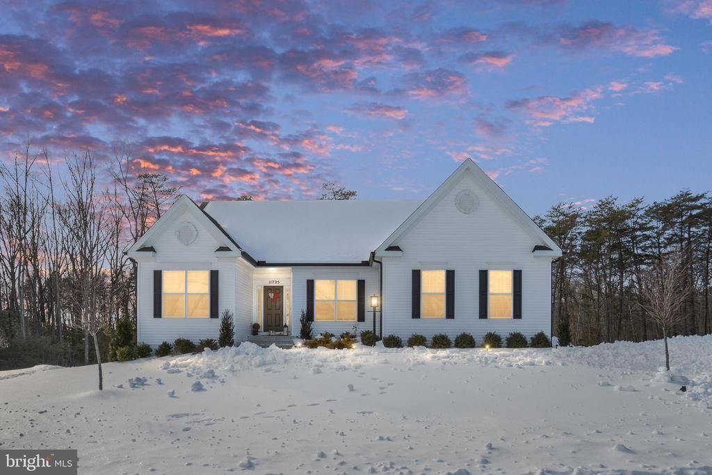 11725 Robin Woods Circle, Spotsylvania, VA 22551 Main Photo