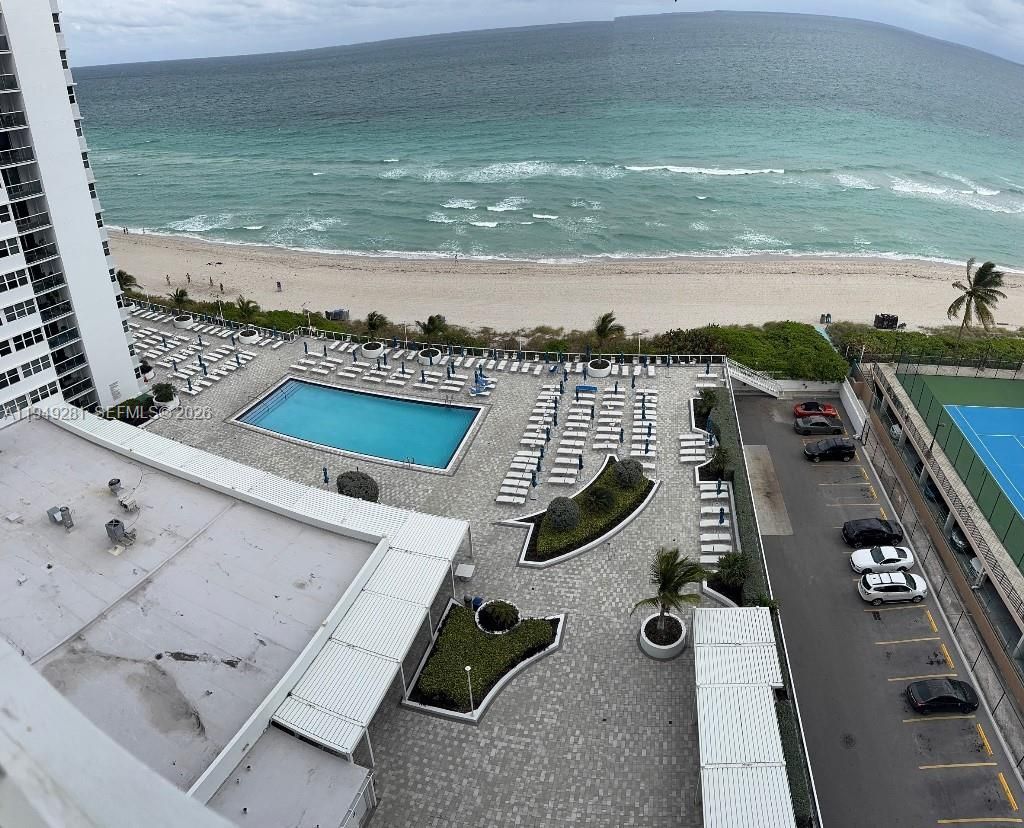 1904 S Ocean Dr, Unit 808, Hallandale Beach, FL 33009 Photo