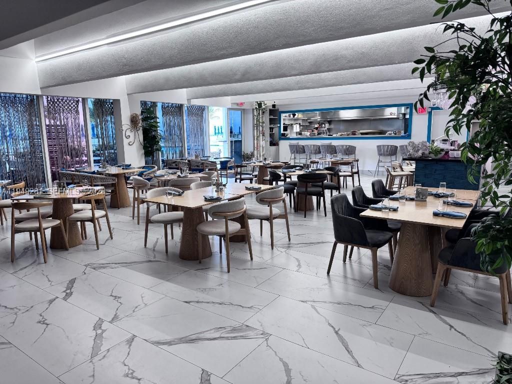 1904 S Ocean Dr, Unit 808, Hallandale Beach, FL 33009 Photo