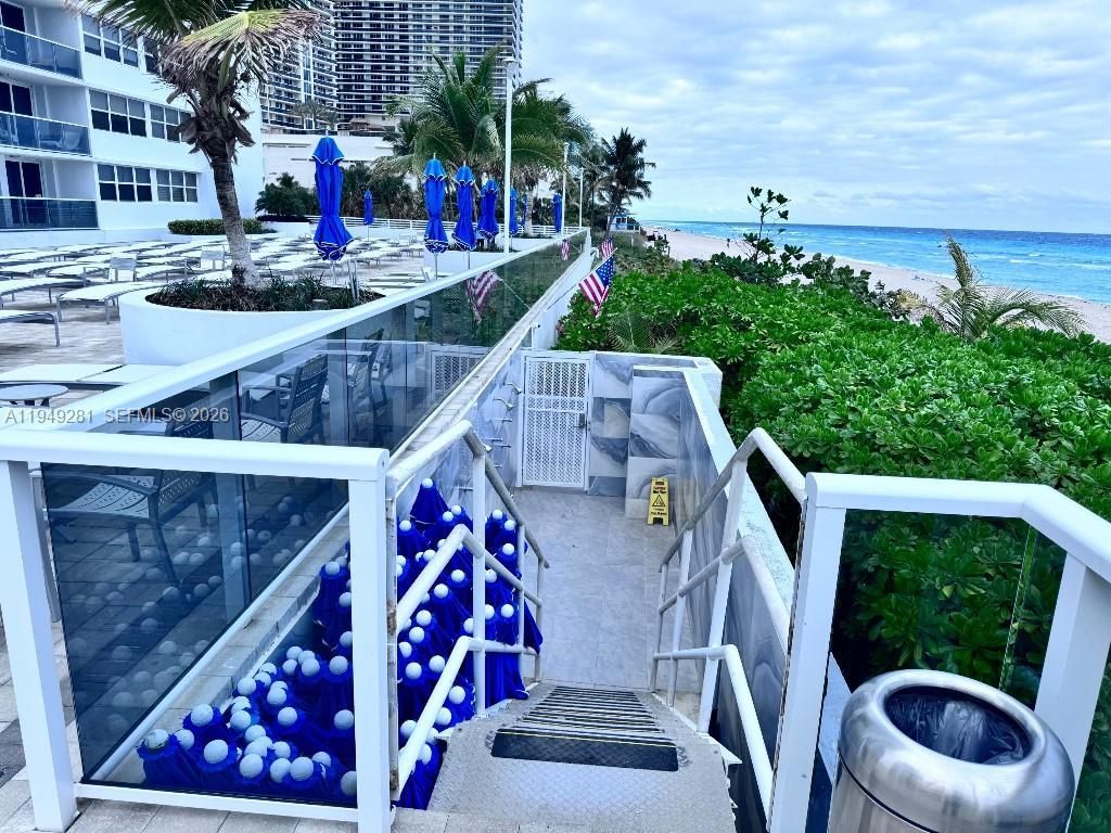 1904 S Ocean Dr, Unit 808, Hallandale Beach, FL 33009 Photo