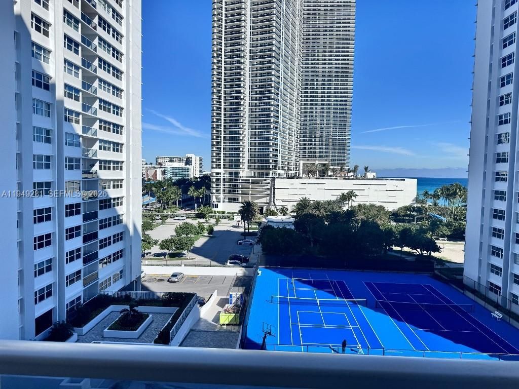 1904 S Ocean Dr, Unit 808, Hallandale Beach, FL 33009 Photo