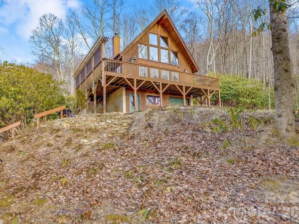 170 Wonderwood Lane, Clyde, NC 28721