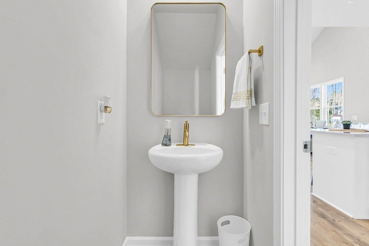 721 Alma Square Drive Photo 13