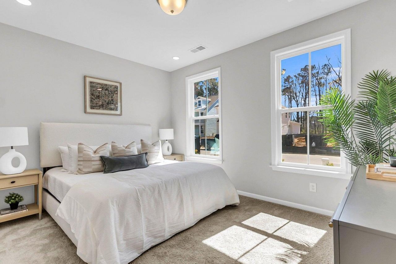 721 Alma Square Drive Photo 6