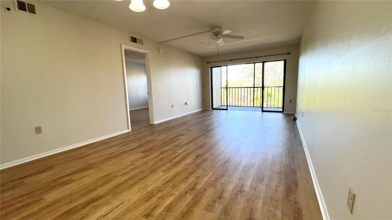 505 30th Avenue W, Unit E406, Bradenton, FL 34205 Photo