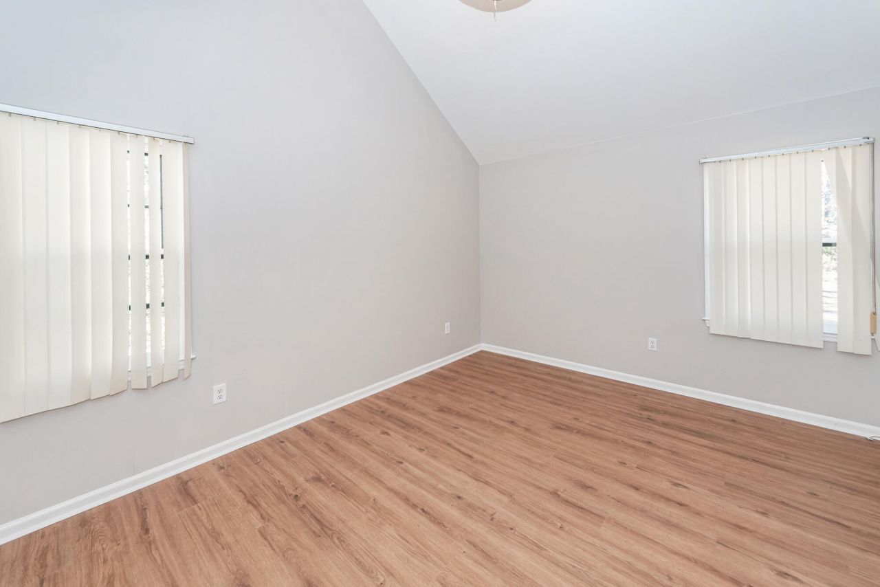 2106 Fife Lane Photo 19