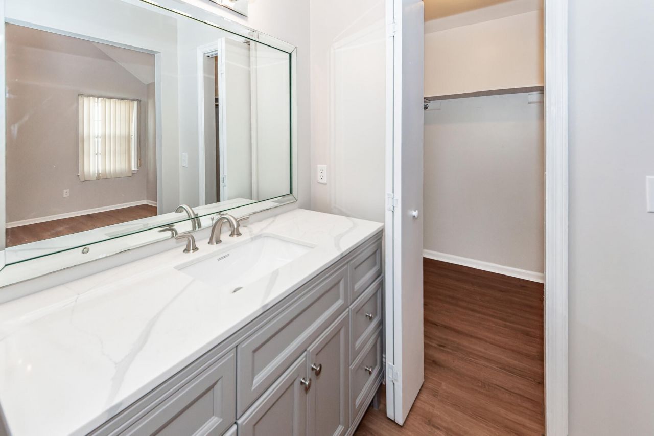 2106 Fife Lane Photo 21