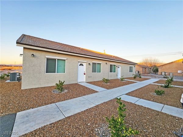 1111 Sixshooter Avenue, Unit 1A, Pahrump, NV 89048