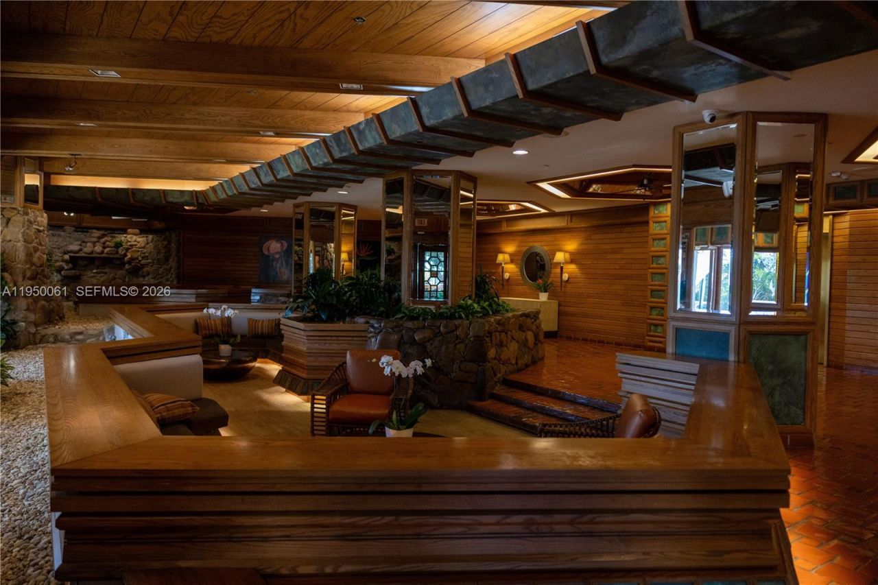 4000 Towerside Ter, Unit 804, Miami, FL 33138 Photo