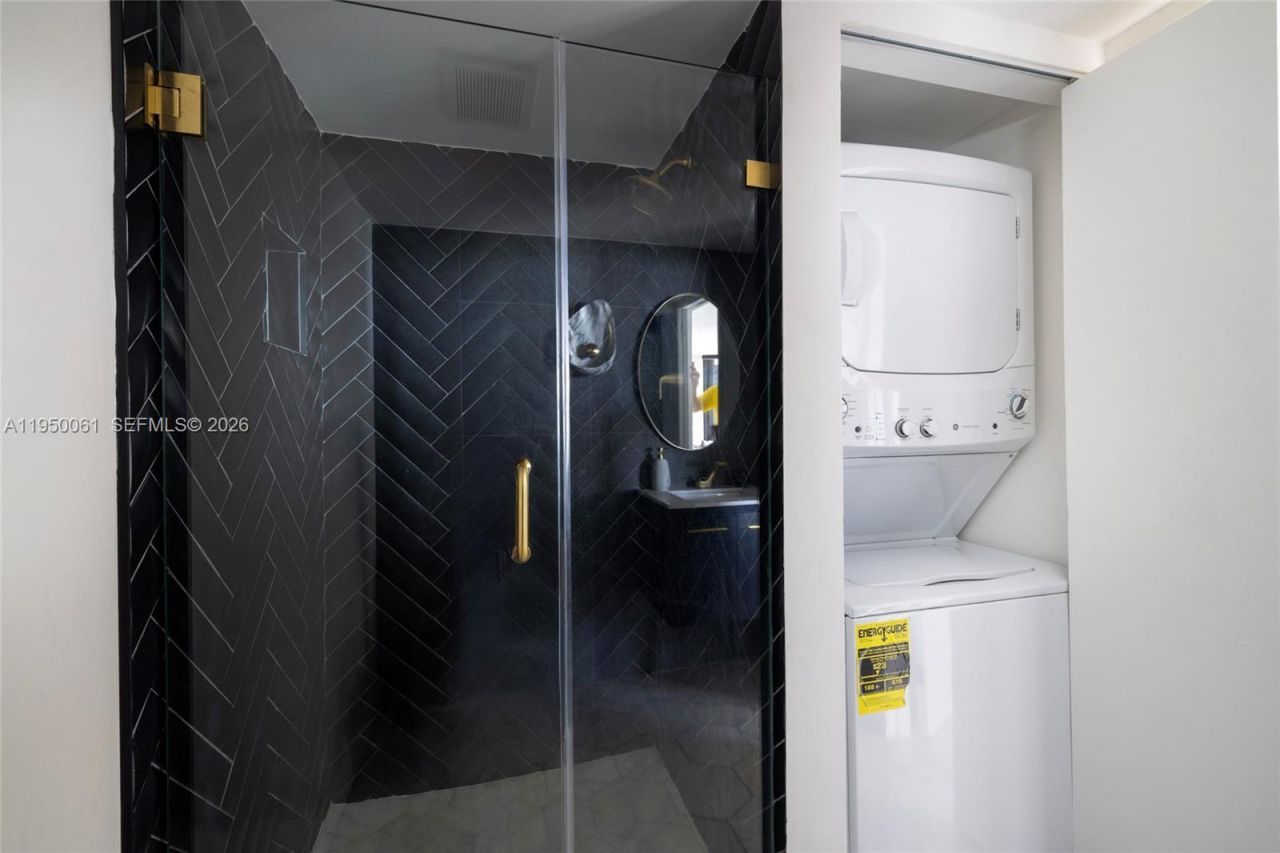 4000 Towerside Ter, Unit 804, Miami, FL 33138 Photo