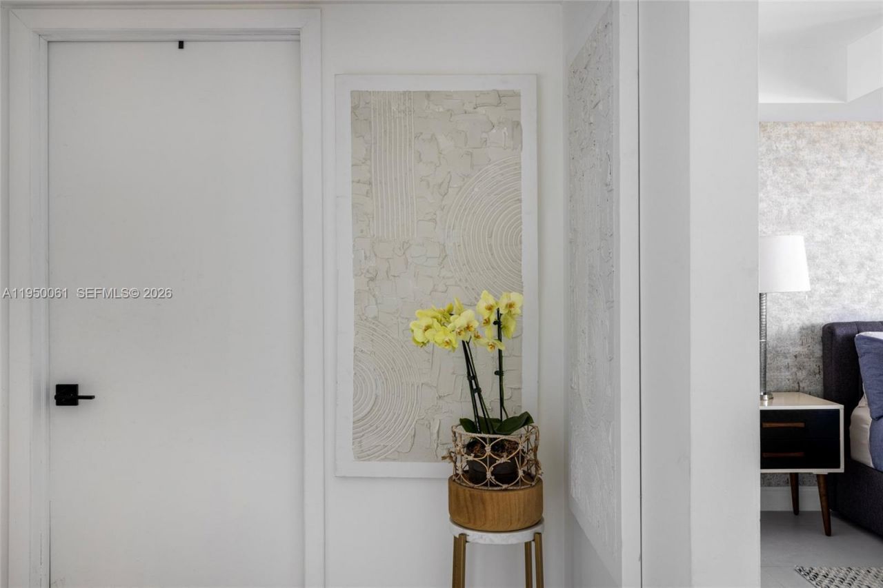 4000 Towerside Ter, Unit 804, Miami, FL 33138 Photo