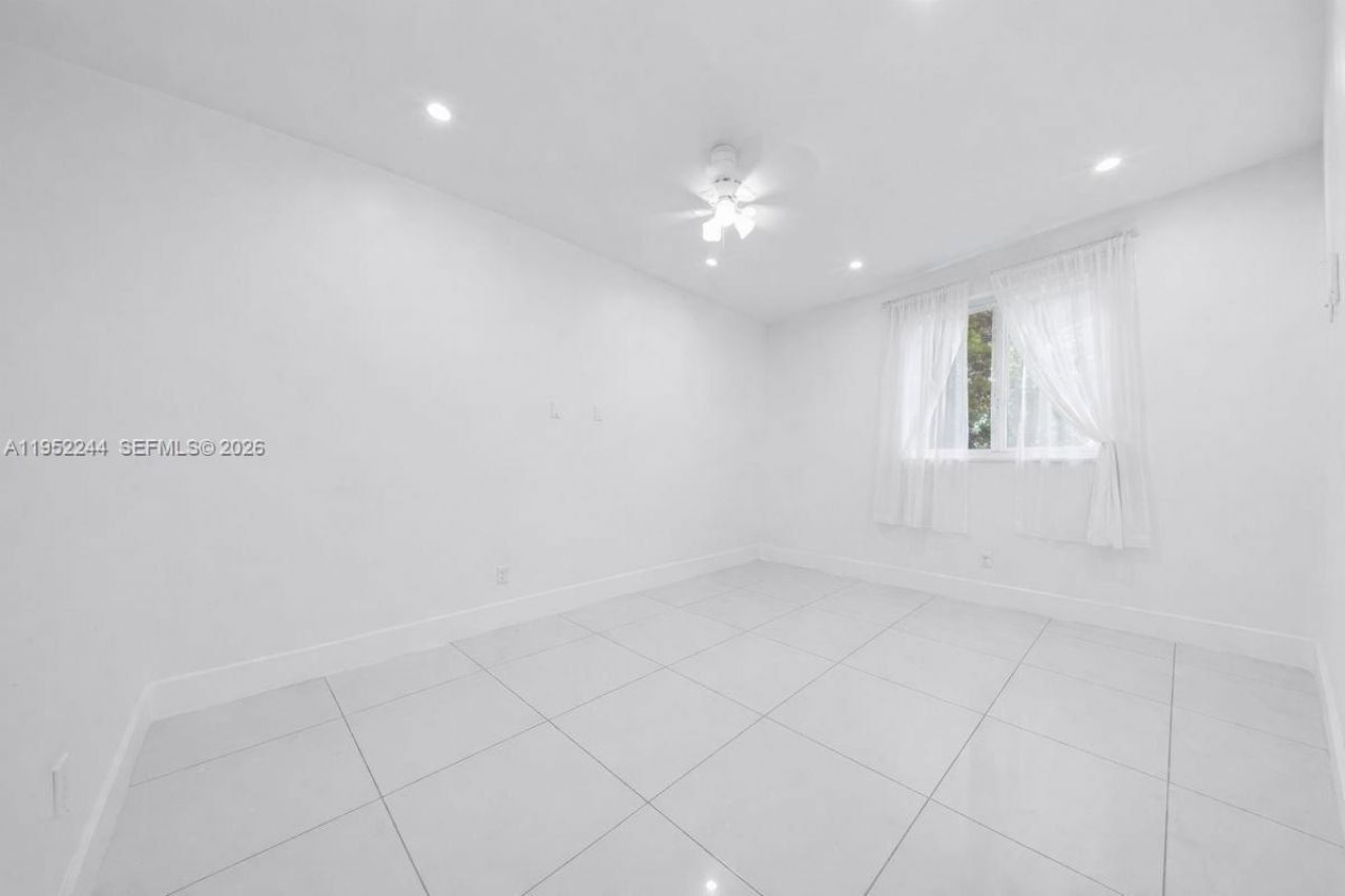 2315 NW 60th St, Miami, FL 33142 Photo