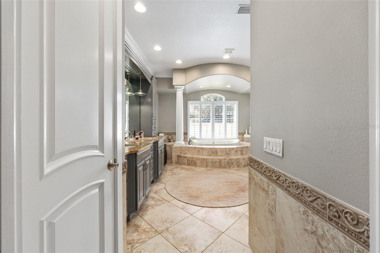 9389 SW 14th Avenue, Ocala, FL 34476 Photo