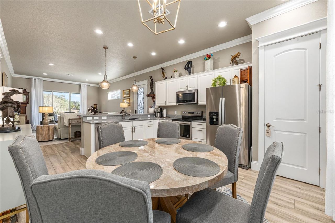 9389 SW 14th Avenue, Ocala, FL 34476 Photo