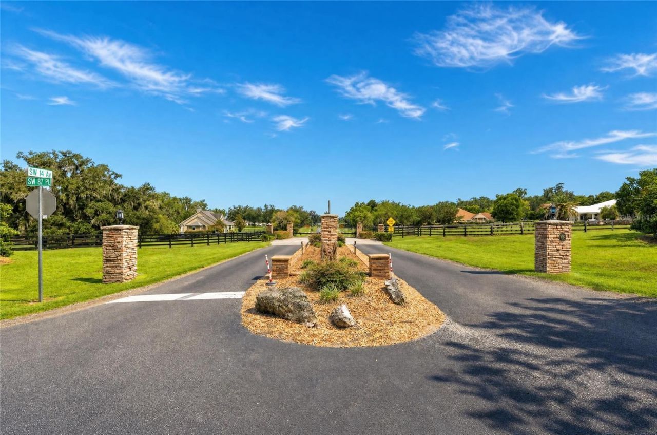 9389 SW 14th Avenue, Ocala, FL 34476 Photo