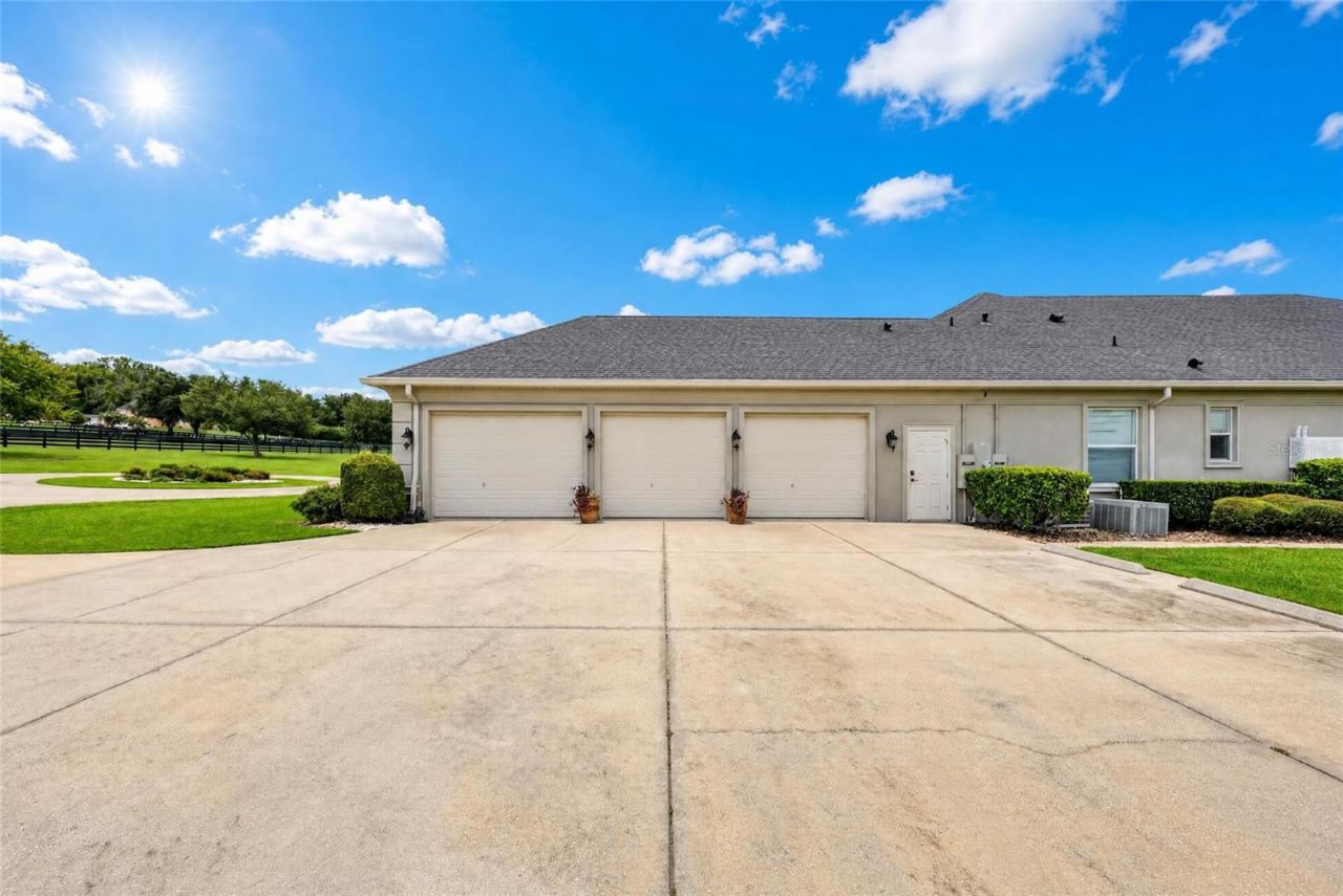 9389 SW 14th Avenue, Ocala, FL 34476 Photo