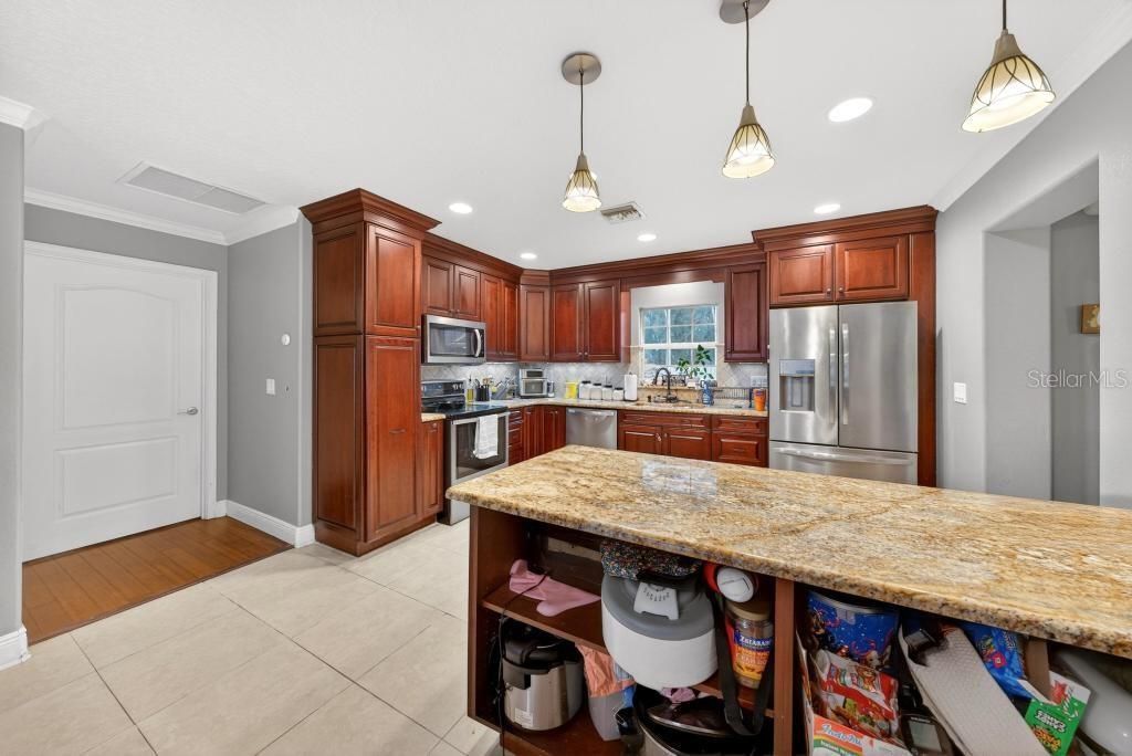 746 W Washington Avenue W, Lake Helen, FL 32744 Photo