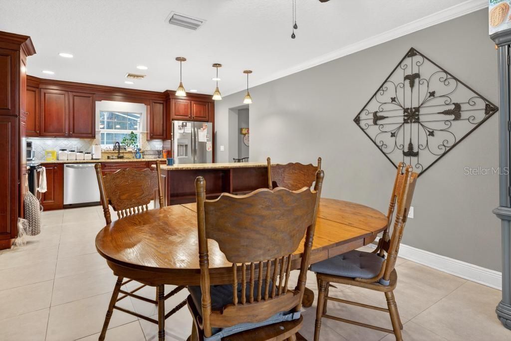 746 W Washington Avenue W, Lake Helen, FL 32744 Photo